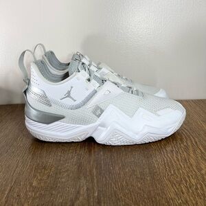 Jordan Westbrook One Take Low Top Athletic Shoe Men’s Size 12 White/Silver